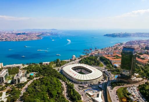 From Stadium Construction to Industrial Redevelopment: Emre Aksu’s Path in Project Management